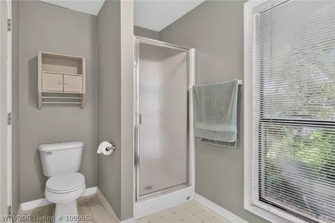 Bath - 5523 S 92nd St, Fort Smith, AR 72903 photo 4 of 6