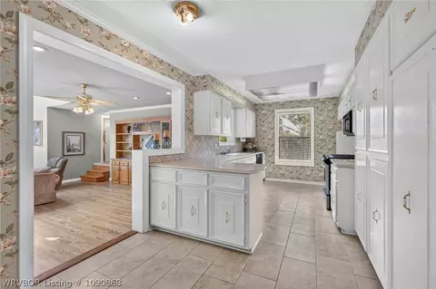 Kitchen - 5523 S 92nd St, Fort Smith, AR 72903 photo 1 of 5