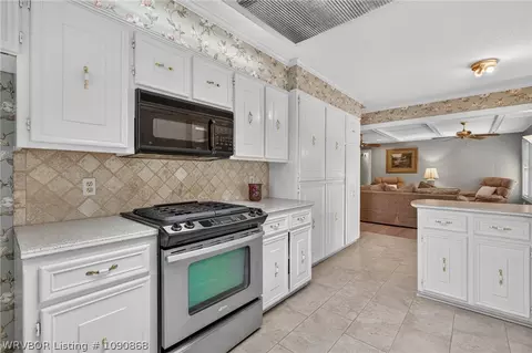 Kitchen - 5523 S 92nd St, Fort Smith, AR 72903 photo 5 of 5
