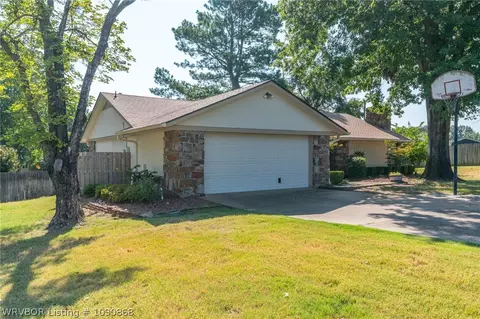 Exterior - 5523 S 92nd St, Fort Smith, AR 72903 photo 2 of 20