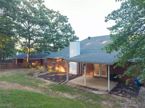 Exterior - 9804 Broadwell St, Fort Smith, AR 72908 photo 9 of 13