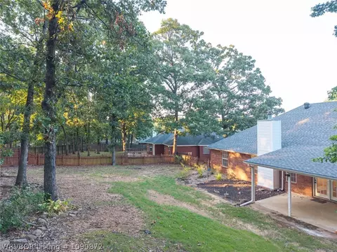 Exterior - 9804 Broadwell St, Fort Smith, AR 72908 photo 4 of 13
