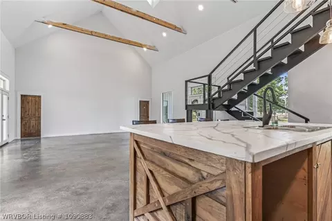 Entry Way - 203 S Ross Hampton Rd, Hackett, AR 72937 photo 2 of 3