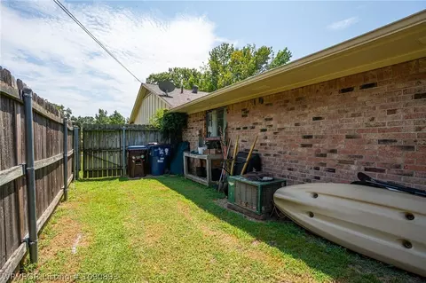 Exterior - 4308 S 35th Dr, Fort Smith, AR 72903 photo 14 of 19