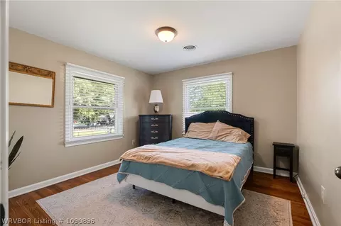 Bedroom - 3708 S Carthage St, Fort Smith, AR 72903 photo 5 of 6