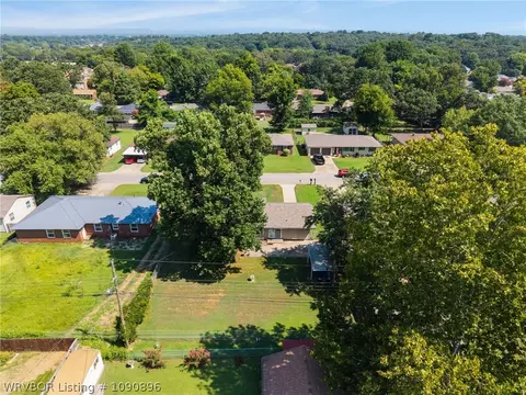 View/Area - 3708 S Carthage St, Fort Smith, AR 72903 photo 1 of 6