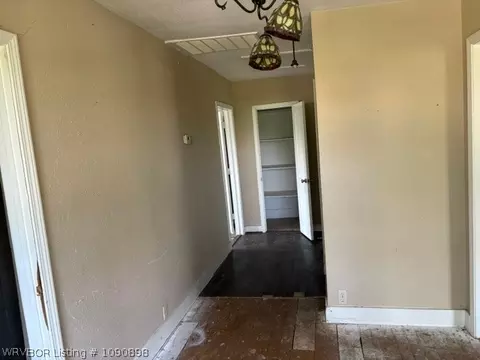 Entry Way - 901 N 46th St, Fort Smith, AR 72903 photo 2 of 4