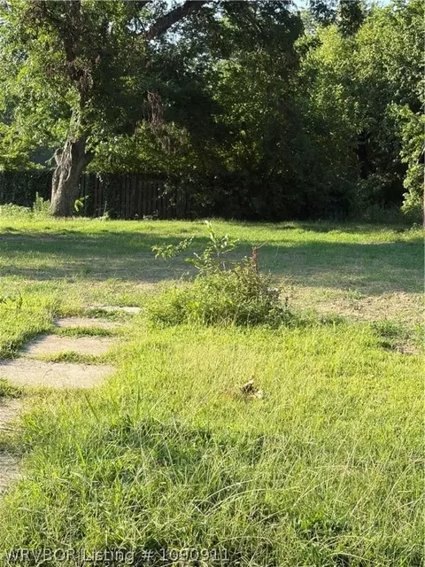 111 Ash St, Alma, AR 72921 photo 3