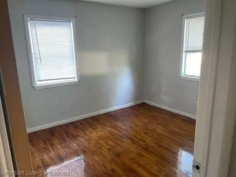 Bedroom - 4423 S 30th St, Fort Smith, AR 72901 photo 6 of 6