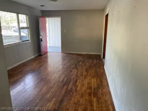 Living - 4423 S 30th St, Fort Smith, AR 72901 photo 3 of 3