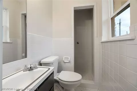 Bath - 101 N Brook St, Gans, OK 74936 photo 1 of 2
