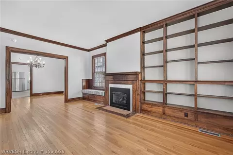 Living - 1104 S 26th St, Fort Smith, AR 72901 photo 3 of 6