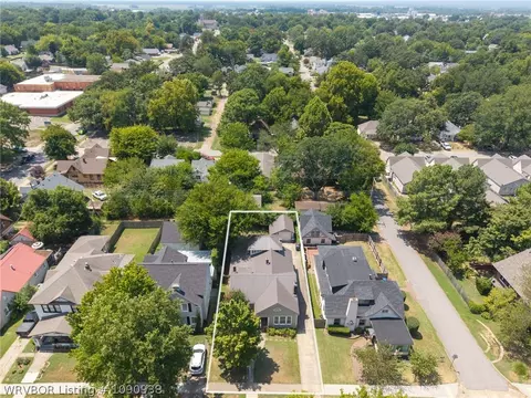 View/Area - 1104 S 26th St, Fort Smith, AR 72901 photo 4 of 5