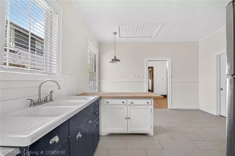 Kitchen - 1104 S 26th St, Fort Smith, AR 72901 photo 4 of 8