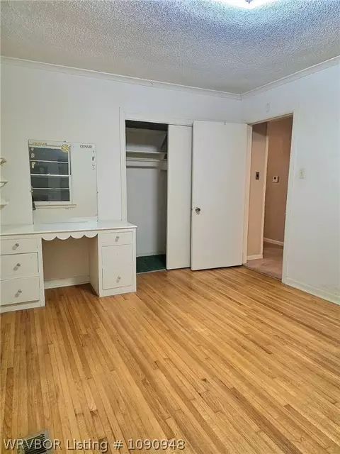 Bedroom - 3805 T St, Fort Smith, AR 72903 photo 2 of 8