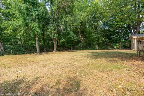 Exterior - 409 W Arch St, Paris, AR 72855 photo 9 of 9