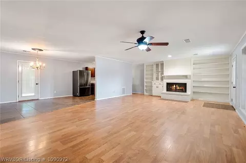 Living - 1100 W Main St, Lavaca, AR 72941 photo 3 of 4