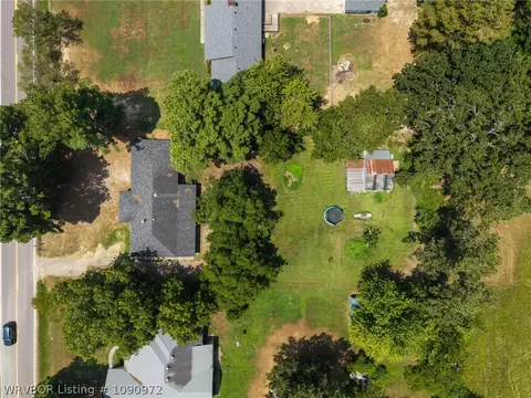 View/Area - 1100 W Main St, Lavaca, AR 72941 photo 4 of 5