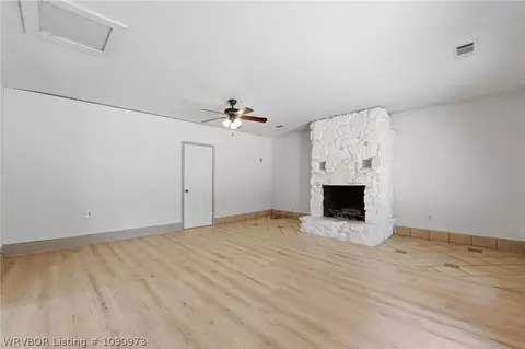 Living - 3635 Willow St, Fort Smith, AR 72904 photo 1 of 5