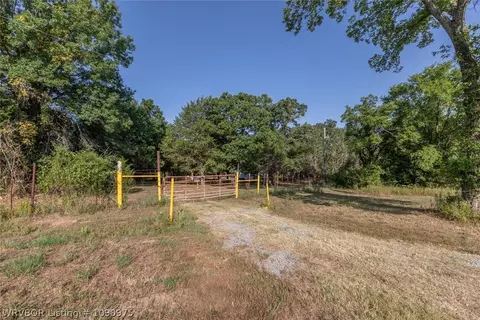 5274 Sh 1 Rd, Wilburton, OK 74578