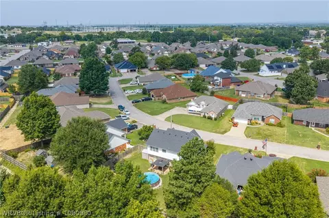 View/Area - 1520 Rockhurst Dr, Fort Smith, AR 72908 photo 11 of 15