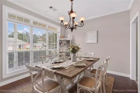 Dining - 1520 Rockhurst Dr, Fort Smith, AR 72908 photo 2 of 3