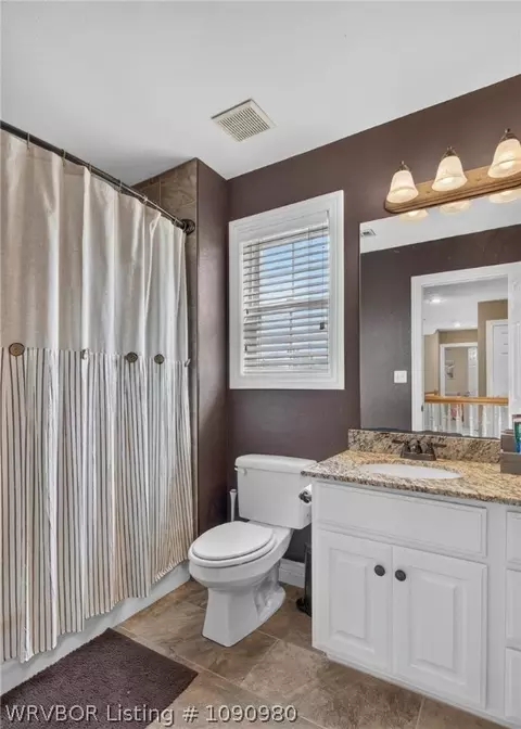 Bath - 1520 Rockhurst Dr, Fort Smith, AR 72908 photo 5 of 5