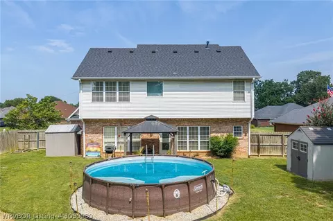 Exterior - 1520 Rockhurst Dr, Fort Smith, AR 72908 photo 7 of 8