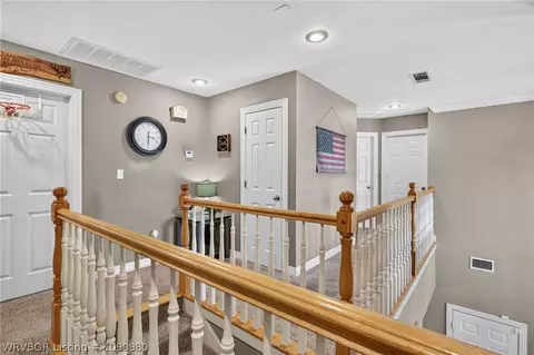 Entry Way - 1520 Rockhurst Dr, Fort Smith, AR 72908 photo 7 of 7