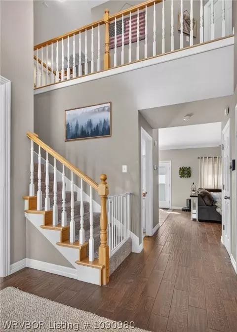 Entry Way - 1520 Rockhurst Dr, Fort Smith, AR 72908 photo 3 of 7