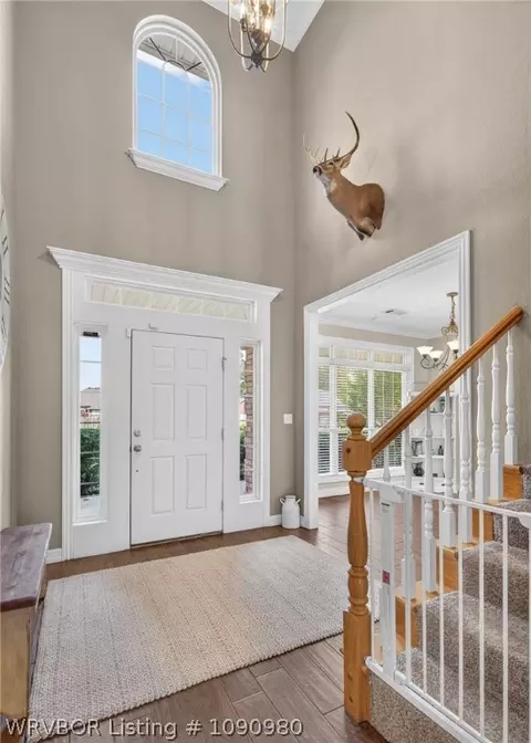 Entry Way - 1520 Rockhurst Dr, Fort Smith, AR 72908 photo 2 of 7