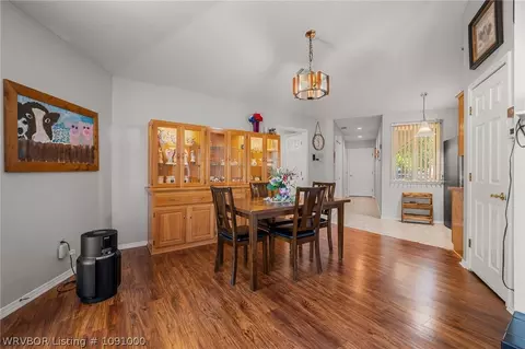 Dining - 2508 Crosshill Rd, Fort Smith, AR 72908 photo 3 of 3