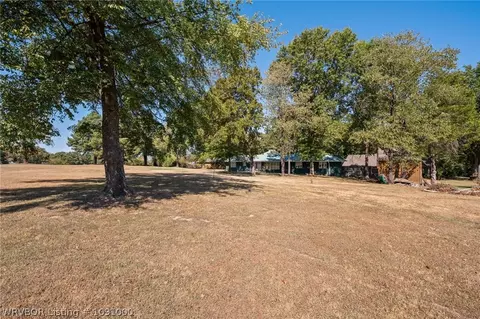 Exterior - 2508 Crosshill Rd, Fort Smith, AR 72908 photo 5 of 6