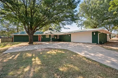 Exterior - 2508 Crosshill Rd, Fort Smith, AR 72908 photo 6 of 6