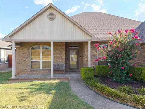 Exterior - 1907 Denali Way, Barling, AR 72923 photo 7 of 10