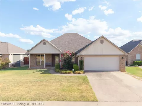 Exterior - 1907 Denali Way, Barling, AR 72923 photo 2 of 10