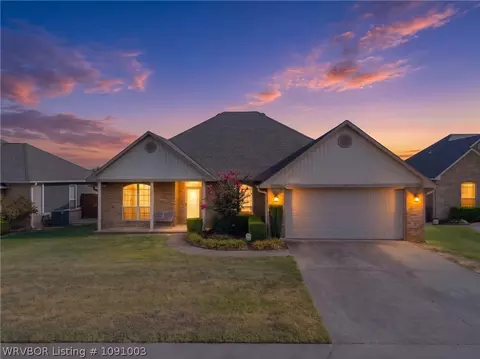 Exterior - 1907 Denali Way, Barling, AR 72923 photo 4 of 10
