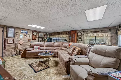 Living - 5710 Duncan Rd, Fort Smith, AR 72903 photo 2 of 4