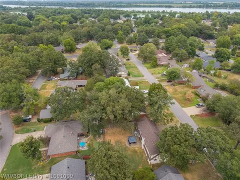View/Area - 3508 Village Rd, Fort Smith, AR 72903 photo 5 of 5