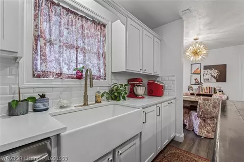 Kitchen - 3508 Village Rd, Fort Smith, AR 72903 photo 3 of 7