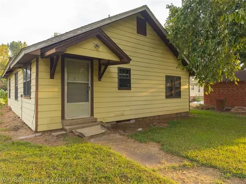 Exterior - 1610 E Main St, Lavaca, AR 72941 photo 10 of 14