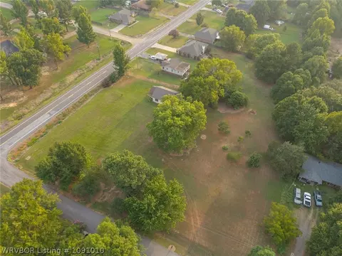 View/Area - 1610 E Main St, Lavaca, AR 72941 photo 2 of 5