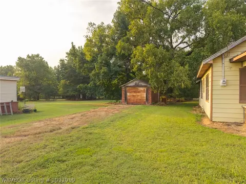 Exterior - 1610 E Main St, Lavaca, AR 72941 photo 8 of 14