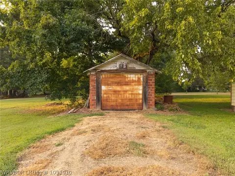 Exterior - 1610 E Main St, Lavaca, AR 72941 photo 9 of 14