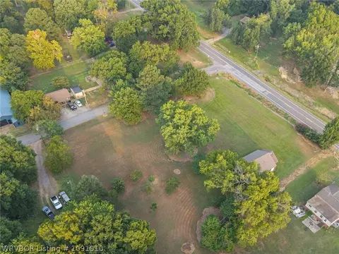 View/Area - 1610 E Main St, Lavaca, AR 72941 photo 4 of 5