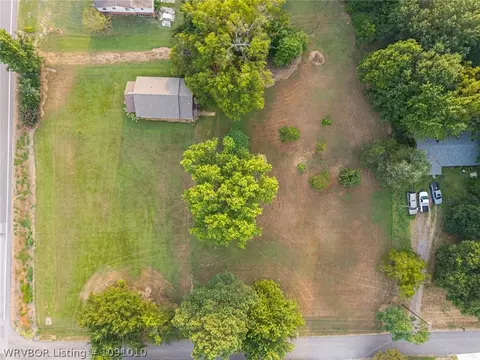 View/Area - 1610 E Main St, Lavaca, AR 72941 photo 5 of 5