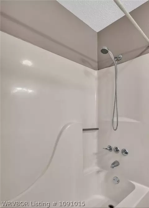 Bath - 503 W Grober St, Paris, AR 72855 photo 2 of 2