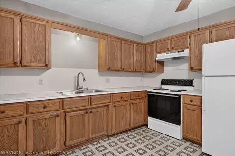 Kitchen - 503 W Grober St, Paris, AR 72855 photo 1 of 2