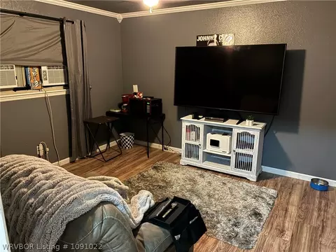 Living - 508 M St, Barling, AR 72923 photo 4 of 4