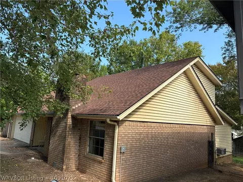 Exterior - 508 M St, Barling, AR 72923 photo 3 of 12